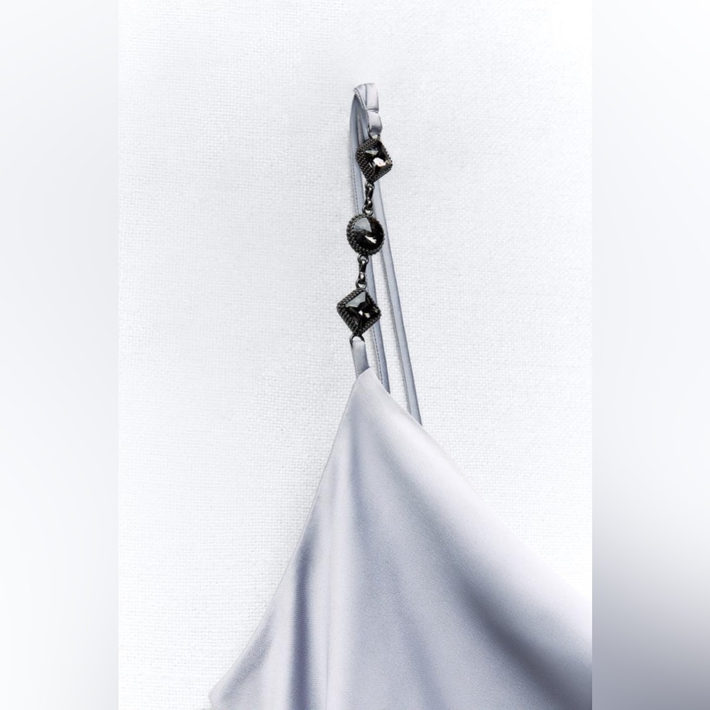 ๐(NWOT) ZARA Bloggers Fav Satin Cowl Neck Midi Dress w/ Rhinestone Straps. SMALL - Picture 4 of 12